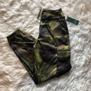 camo pants